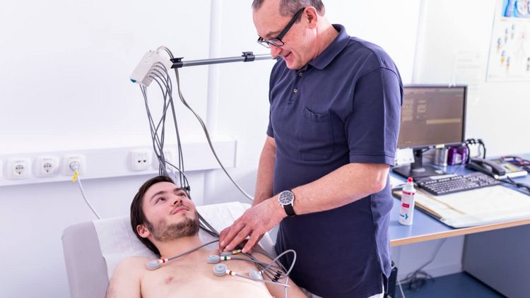 Elektrokardiogramm (EKG)