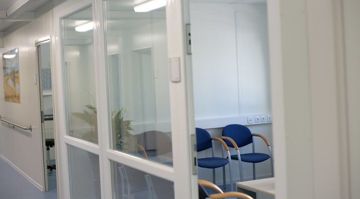 Wartebereich im MEDICLIN MVZ Bad Düben