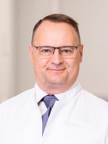 Dipl.-Med. Robert Peter